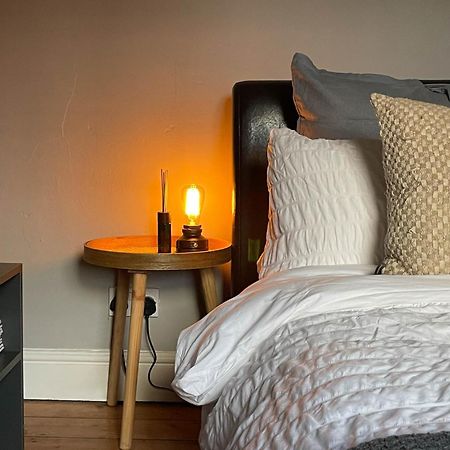 דירות צ'סטר Townhouse In Trendy Suburb Of Hoole מראה חיצוני תמונה