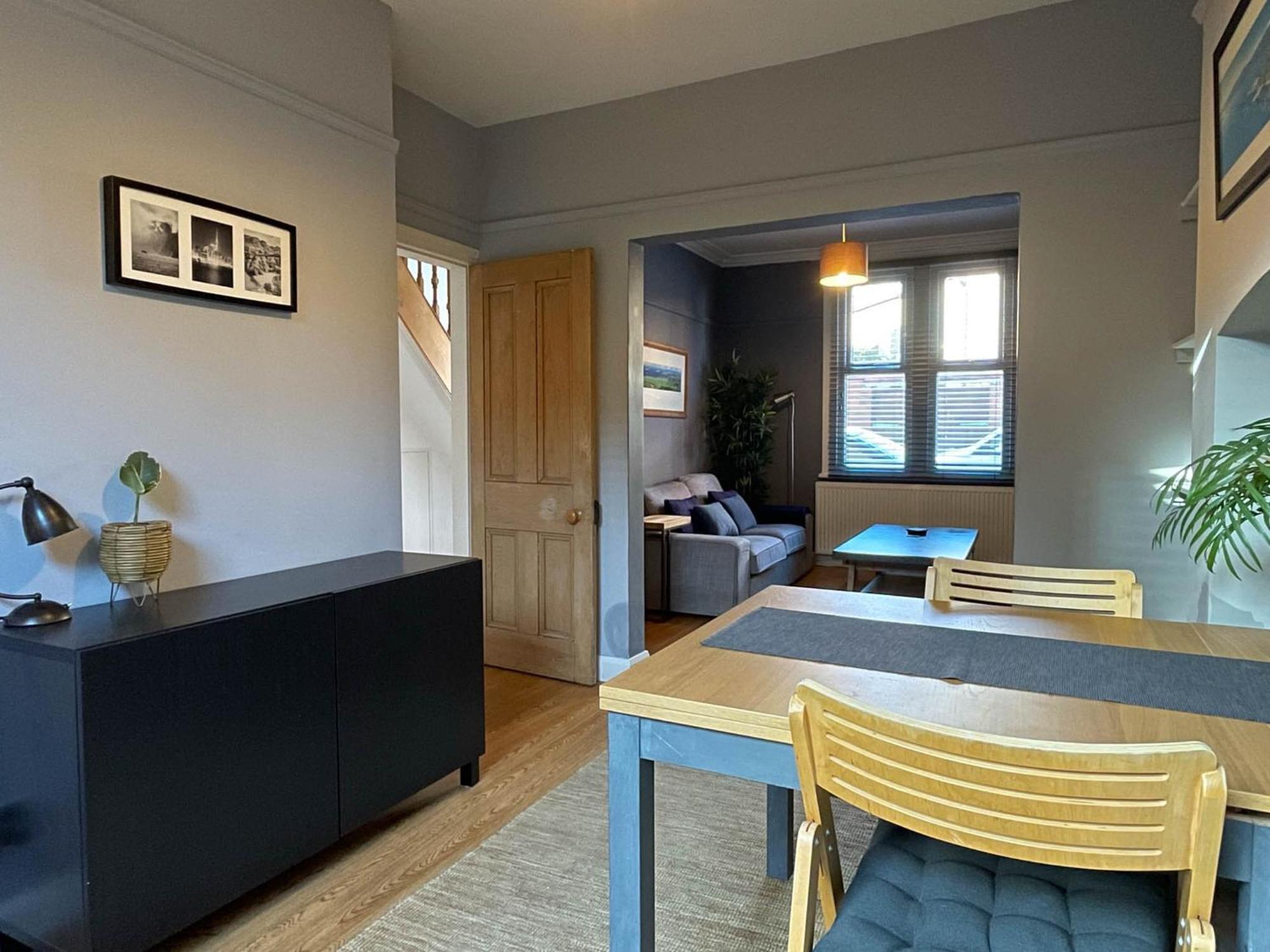 דירות צ'סטר Townhouse In Trendy Suburb Of Hoole מראה חיצוני תמונה