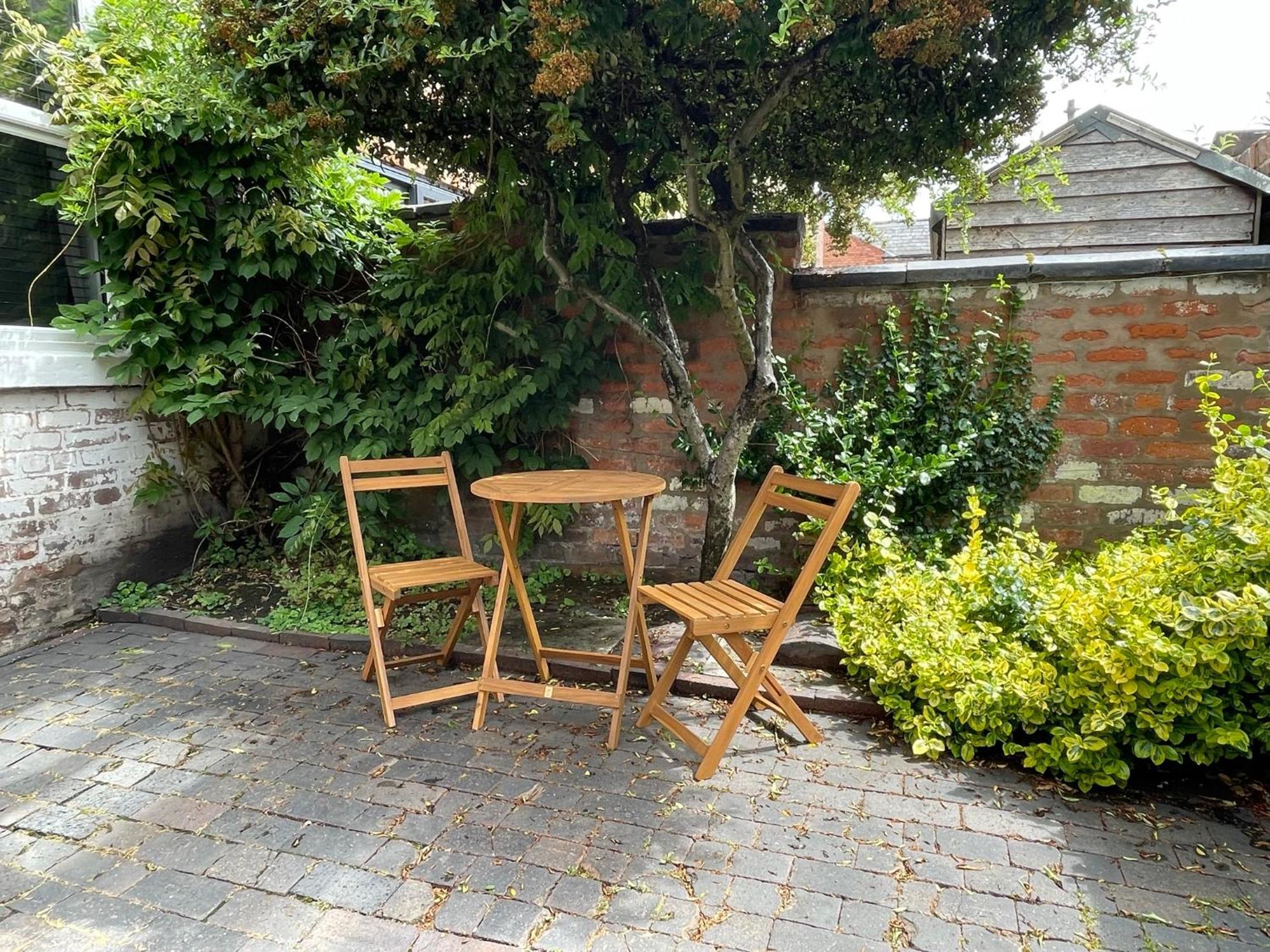 דירות צ'סטר Townhouse In Trendy Suburb Of Hoole מראה חיצוני תמונה