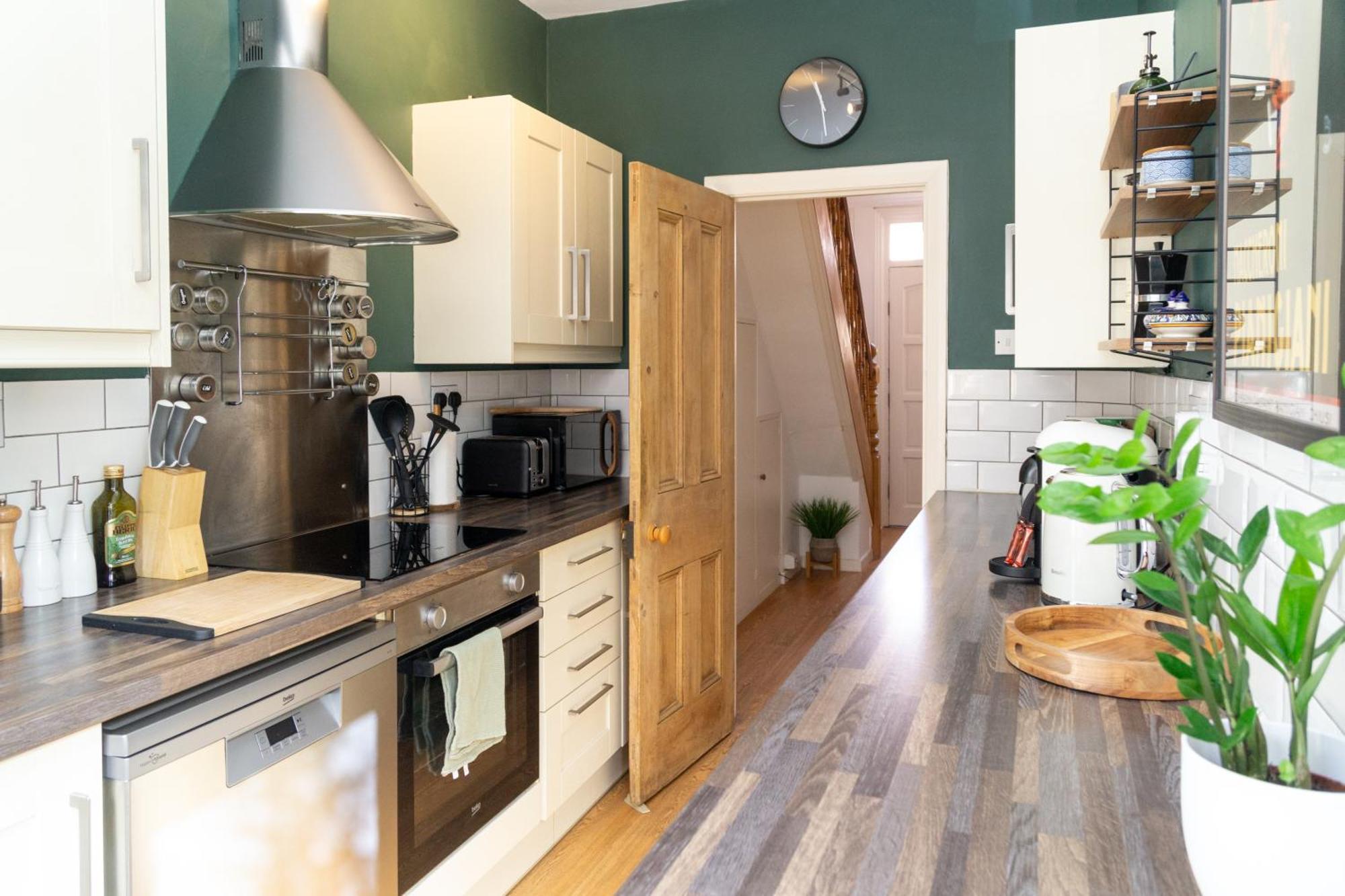 דירות צ'סטר Townhouse In Trendy Suburb Of Hoole מראה חיצוני תמונה